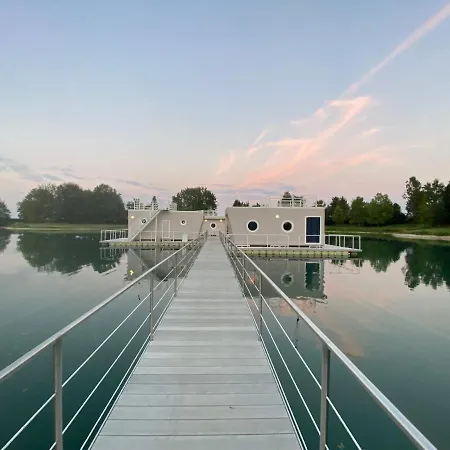 Botel Blue Village Savigliano
