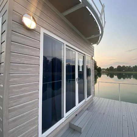 Blue Village Botel *